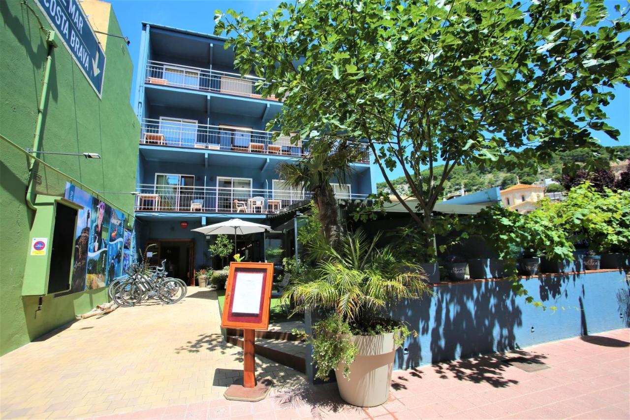 ל'אסטרטיט Pension Hostel Costa Brava מראה חיצוני תמונה