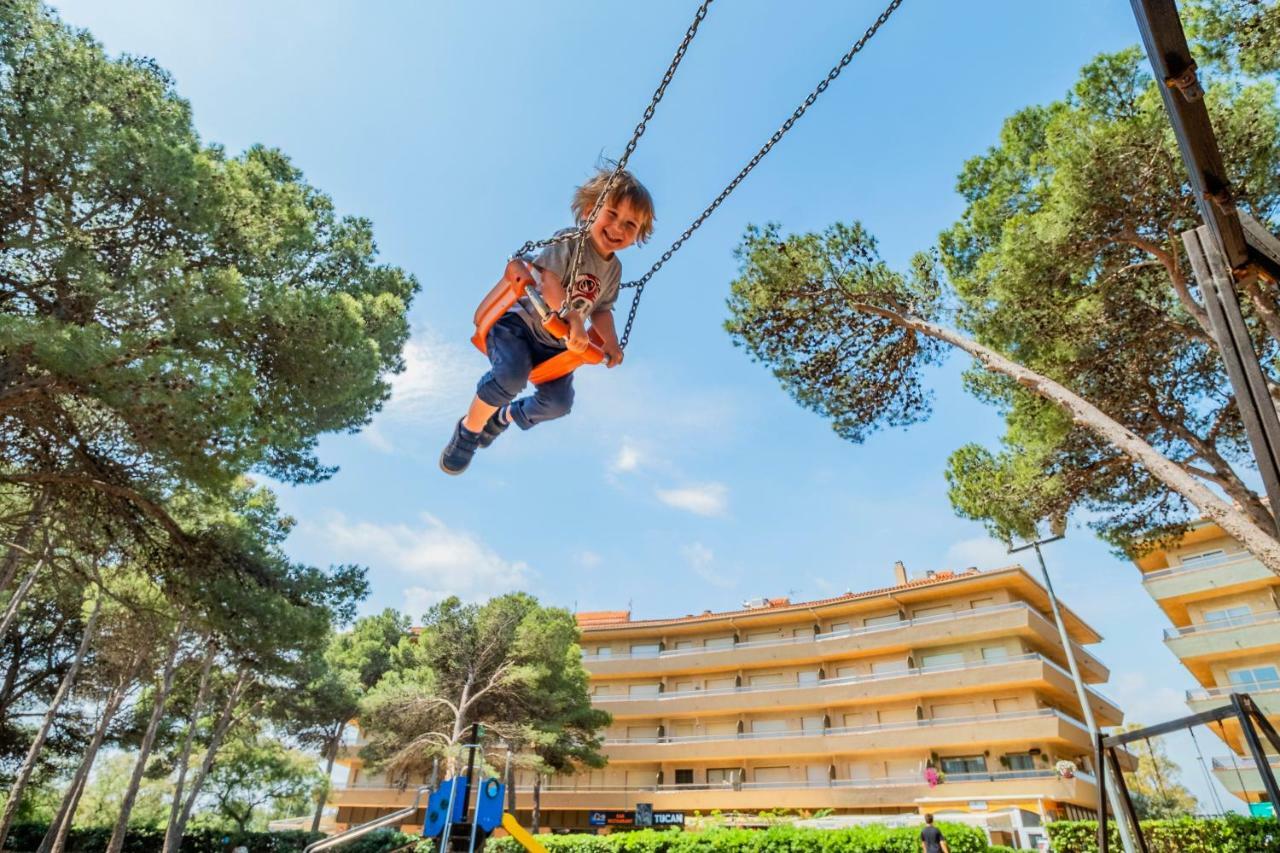 ל'אסטרטיט Pension Hostel Costa Brava מראה חיצוני תמונה